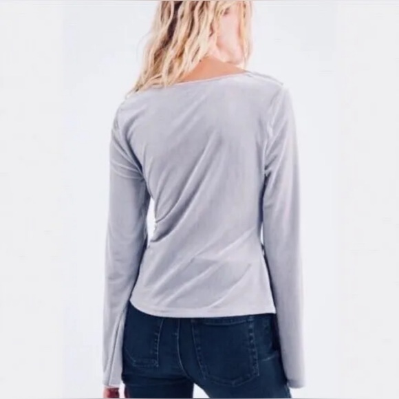 Urban Outfitters Marie Cinched V-Neck Velvet Top size M Medium - Picture 5 of 13